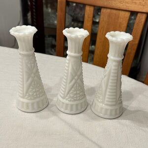 Vintage Anchor Hocking White Milk Glass Decorative Bud Vases - Set of 3